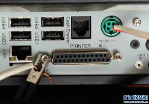 2臺(tái)快餐收費(fèi)電腦主機(jī)配置解析 15.2寸觸摸屏與320GB硬盤(pán)的實(shí)用組合